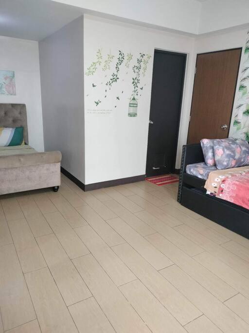 Cubao Manhattan Heights, Unit 8Bc Tower B, 1 Br 마닐라 외부 사진